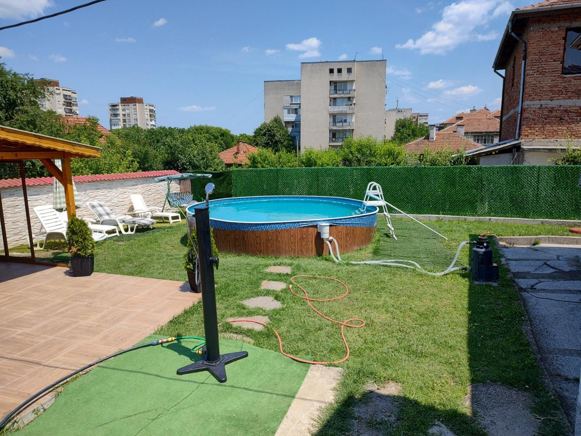 Къща Карби Kurdzhali Bagian luar foto